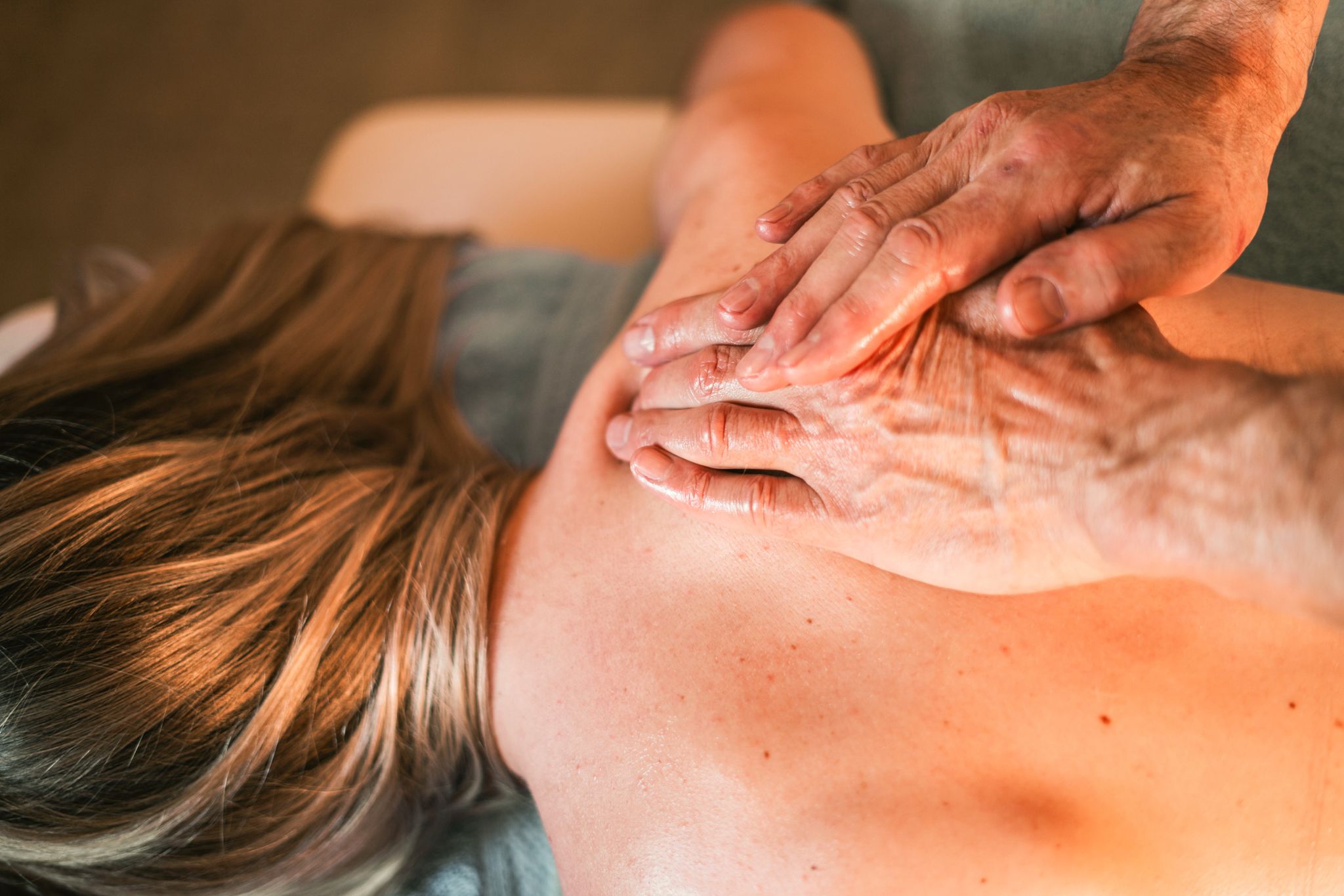 Entspannung beim Massieren im Glemmtalerhof in Hinterglemm.